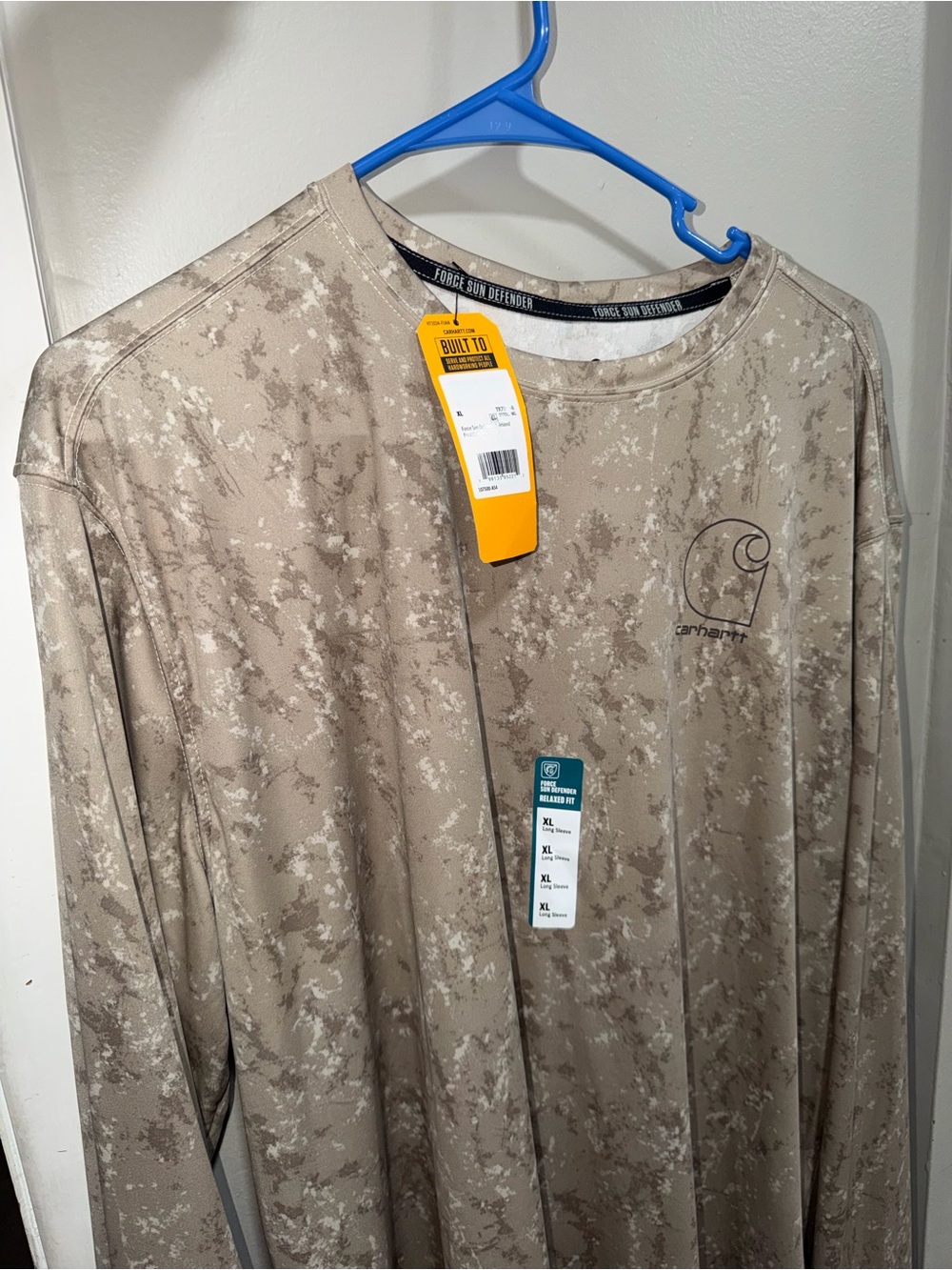 Carhartt NWT Men's Tan Camo Long-Sleeve Performance Tee